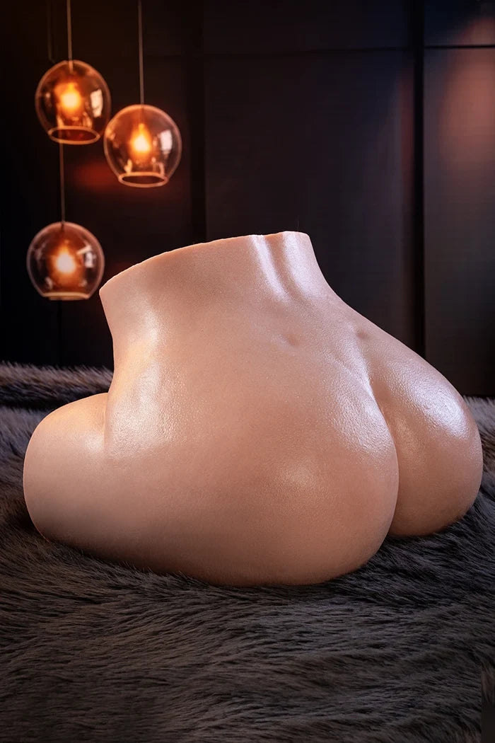 Leona: 25.35LB Full Silicone Doggystyle Big Ass Masturbator